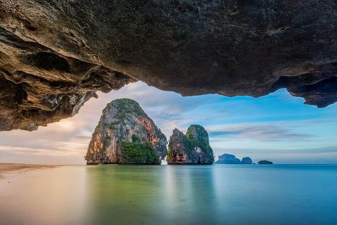 Early bird Phi Phi islands and 4 Islands by Speedboat Tour - What The Boat Day Feels Like