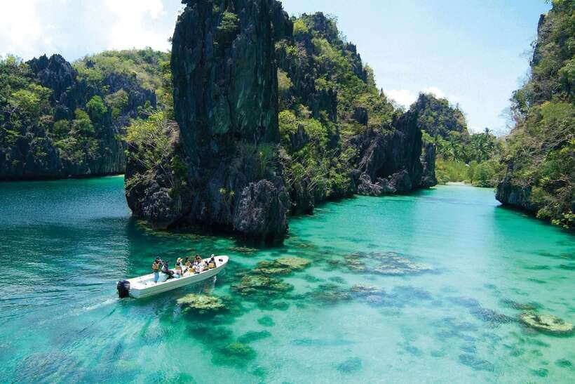 El Nido: Island Hopping Tour A Lagoons and Beaches - Why Tour A is El Nido’s classic island day