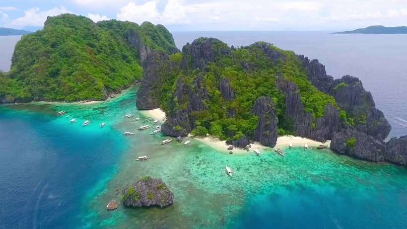 El Nido: Island Hopping Tour A Lagoons and Beaches - Big Lagoon kayaking: the main reason to choose Tour A