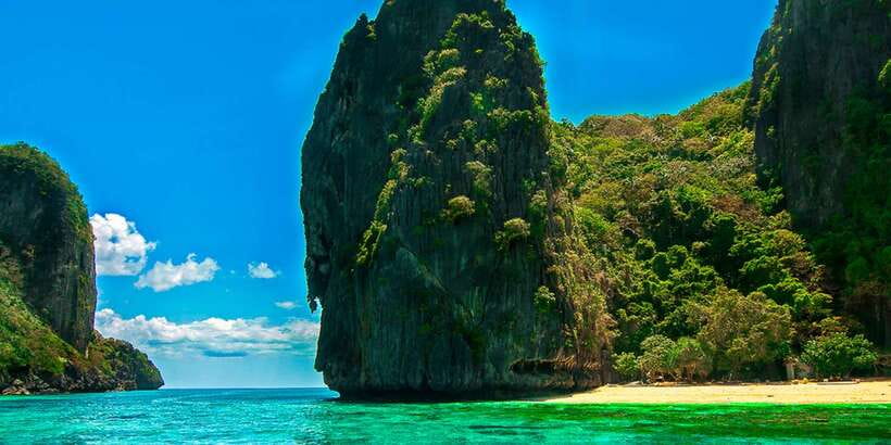 El Nido: Island Hopping Tour A Lagoons and Beaches - What to bring for a smoother day