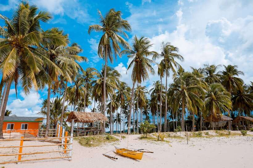 El Nido Island Hopping Tour C: Hidden Beaches & Shrine - Talisay, Tapiutan, and the lunch stop