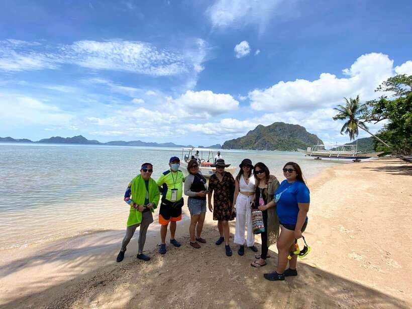 El Nido: Island Hopping Tour C with Lunch EDTF included - Matinloc Shrine and the best wide views