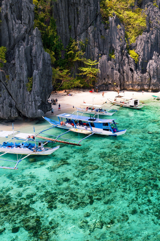 El Nido: Private/Exclusive Island Hopping Tour A BEST PRICE! - The crew makes the private format worthwhile
