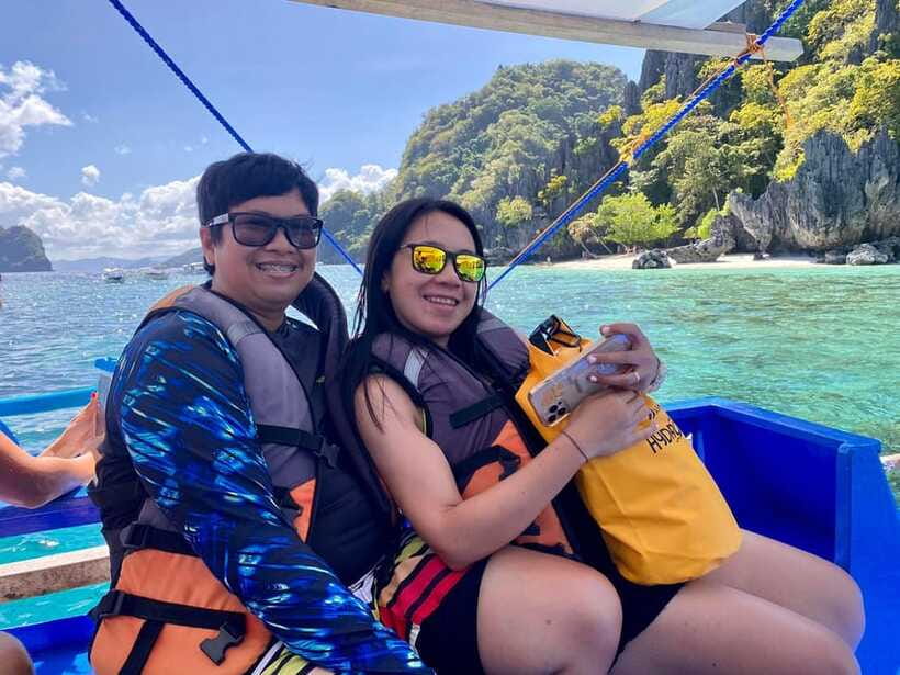 El Nido: Private/Exclusive Island Hopping Tour B BEST PRICE! - How the private format affects the value
