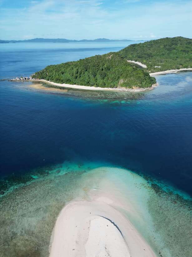 El Nido to Coron: 3-Day 2-Night Island-Hopping Expedition - Day three: the final sail into Coron