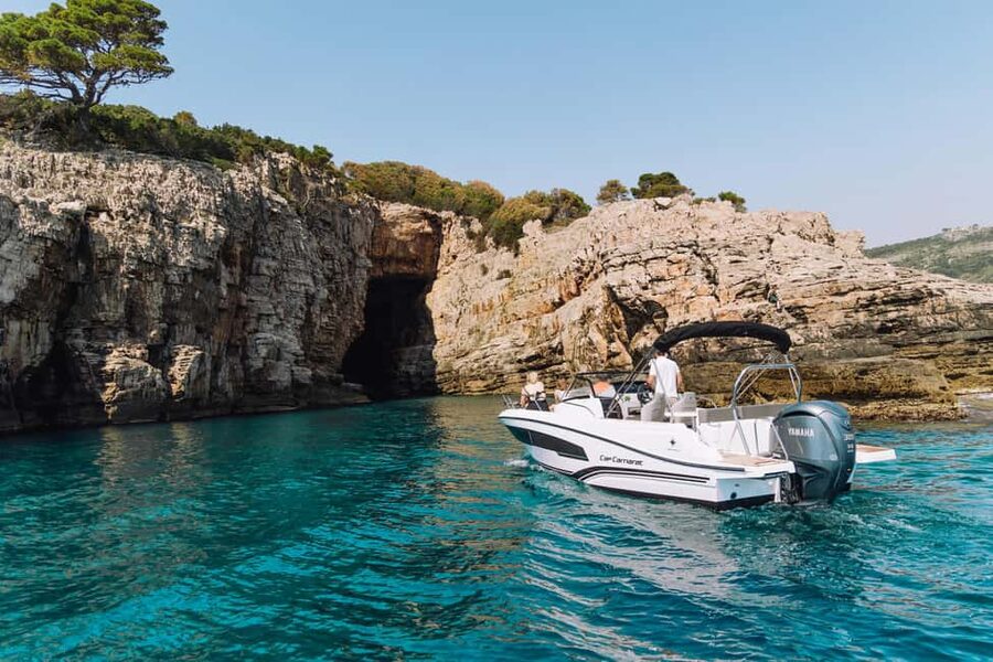 Elaphite Islands: Private boat tour (Cap Camarat 7.5wa) - Simon’s role and the service level