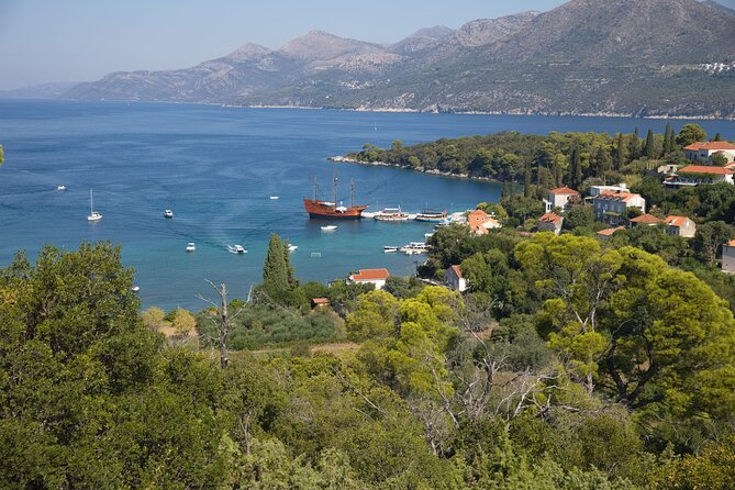 Elaphiti Islands On The Luxury Pirate Ship Karaka Dubrovnik - Guides, Crew, and the Pace of the Day