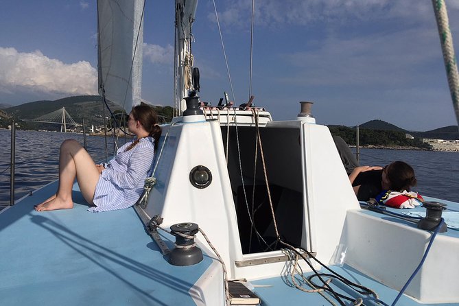 Experience full day sailing from Dubrovnik to Elaphiti islands - What the skipper adds to the day