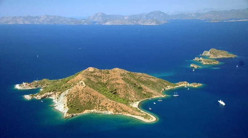 Fethiye: 12 Islands Boat Tour with Lunch and Hotel Transfer - Who should book this day at sea?