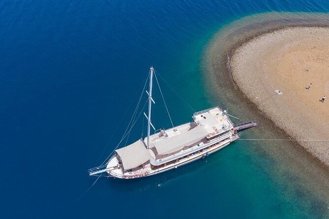 Fethiye : 12 Islands Boat Trip With Lunch and Transfer - Tavşan Island is a shorter photo stop