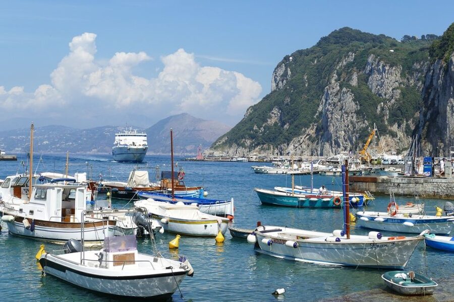 From Amalfi: Li Galli and Capri Islands Boat Tour - Why this boat trip works so well from Amalfi