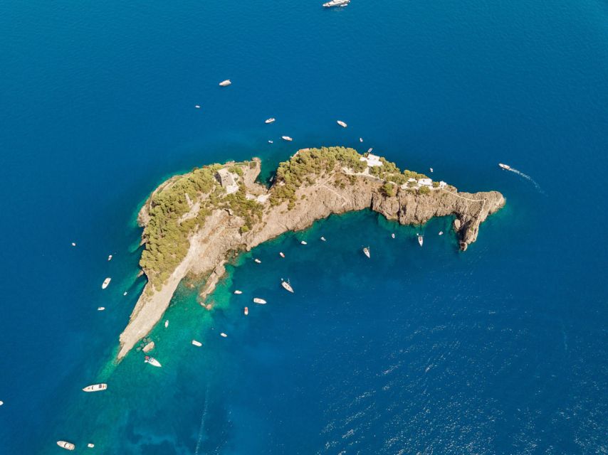 From Amalfi: Li Galli and Capri Islands Boat Tour - Punta Campanella: the first swim