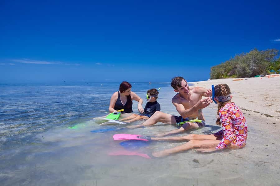 From Cairns: 2 Islands 1 day - Fitzroy & Green Islands - The Return To Cairns