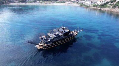 La Maddalena Archipelago Boat Trip