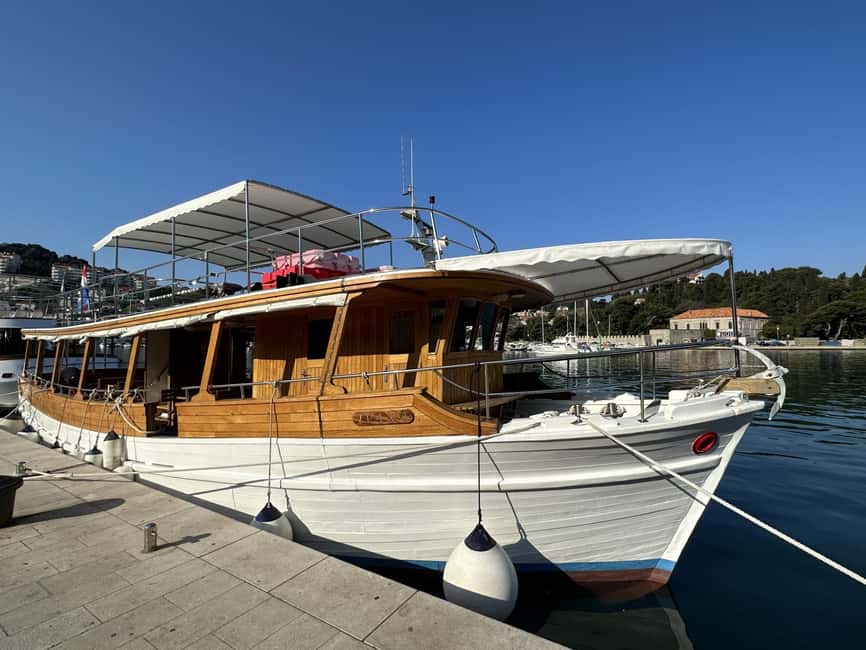 From Dubrovnik: Elaphite Islands Day Trip with Lunch - Šipan offers a slower village walk