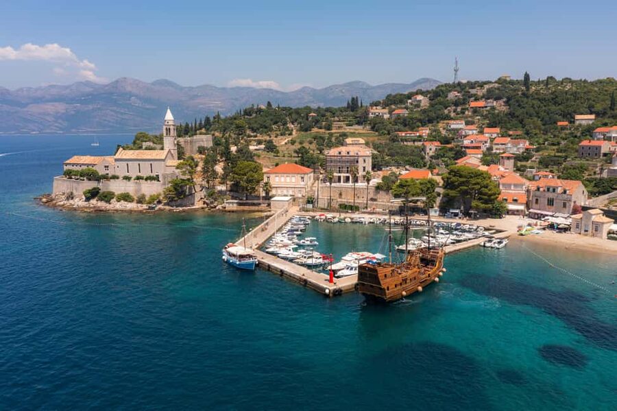 From Dubrovnik: Elaphiti Islands Galleon Cruise with Lunch - Lopud: a gentle first island stop