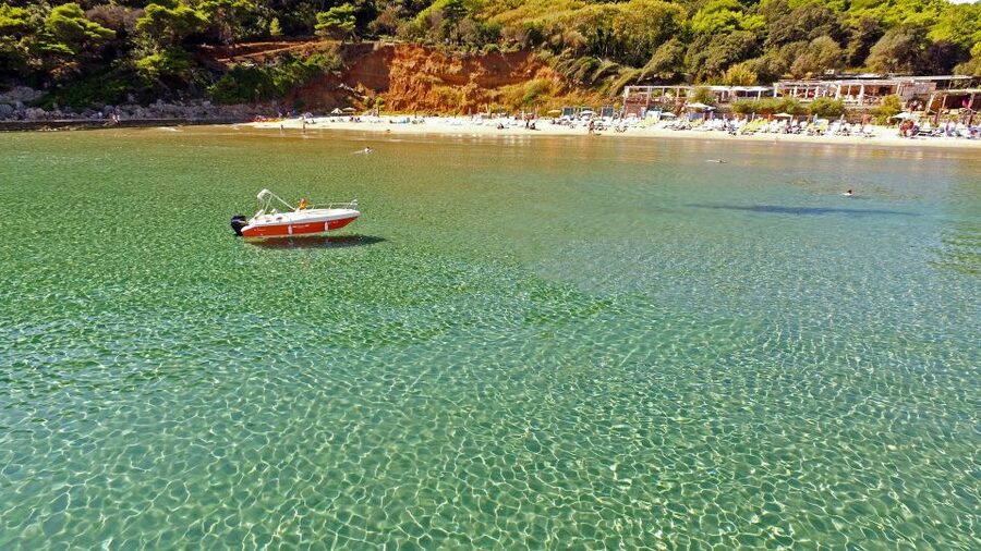 From Dubrovnik: Full-Day Private Boat Tour of Elafiti Island - Who should book this day on the water