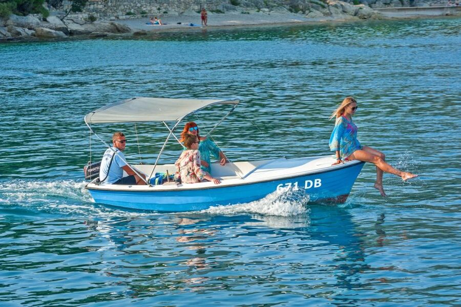 From Dubrovnik: Private Island-Hopping Customizable Cruise - Understanding the $259 group price