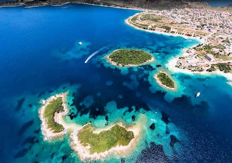 From Durres: Saranda, Blue Eye, Ksamil Islands Boat Tour - Five things to know before booking