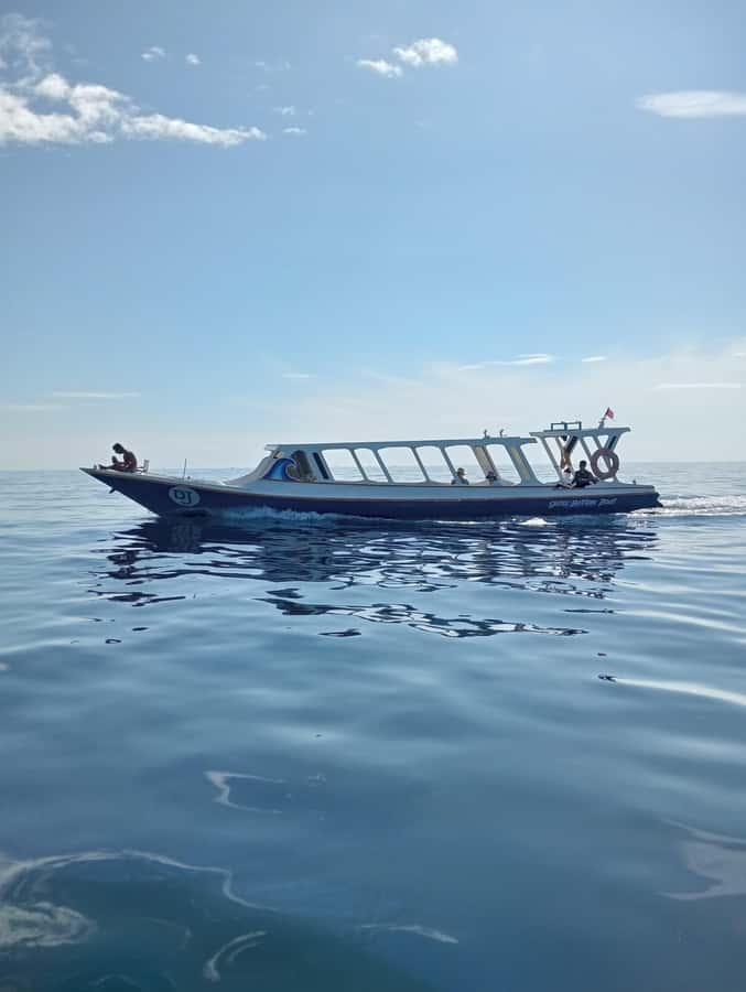 From Gili Air : 3 Islands Snorkeling Trip with Sea Turtles - Group size, boat space, and equipment concerns