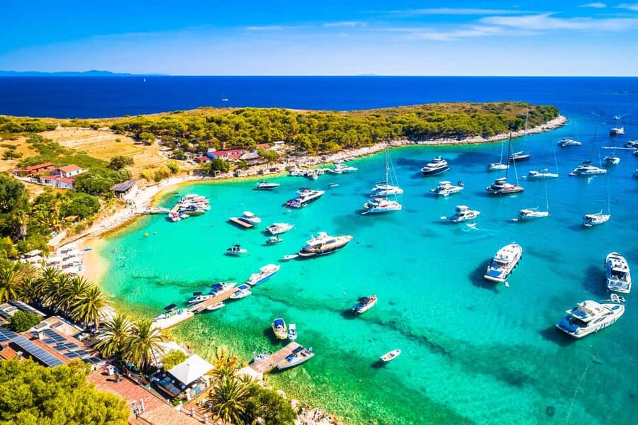 From Hvar: Blue Cave, Green Cave & 5 Islands Speedboat Tour - The skippers make or break the experience