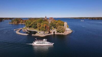 2-Hour Two Castle 1000 Islands Scenic Cruise