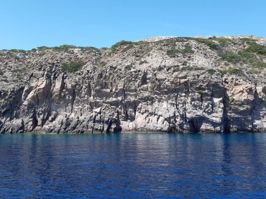From Kardamena: Nisyros, St.Antonios & Yali Islands Cruise - Yali is the final swim stop