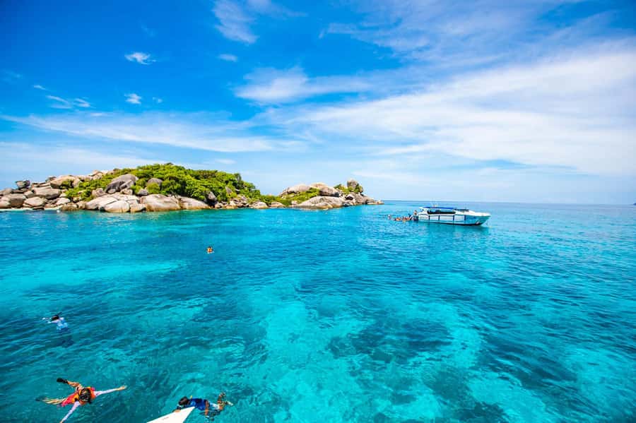 From Khao Lak: Similan Islands Day Trip by Luxury Catamaran - Island No. 8 and the walk to Sailing Rock