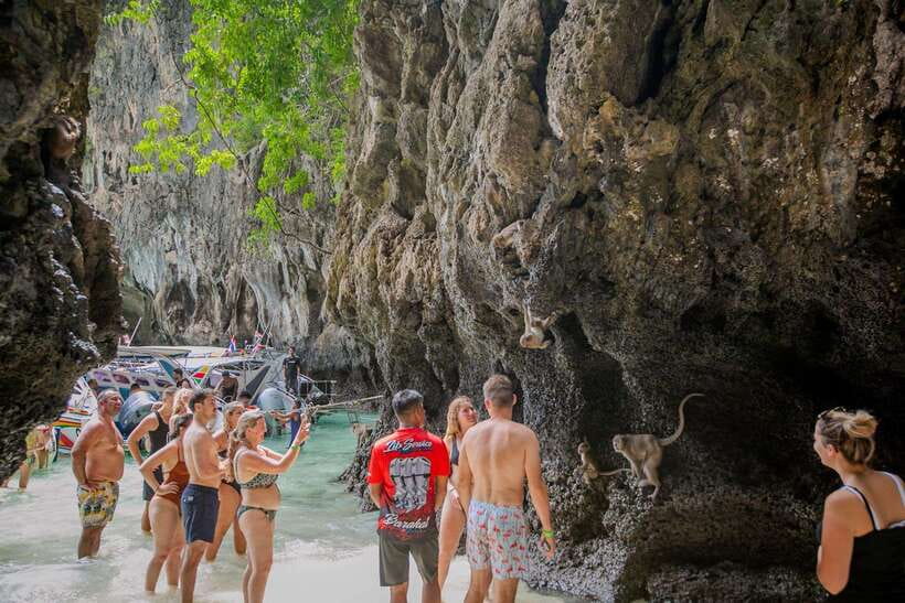 From Koh Phi Phi island and 7 Islands Long Tail Boat Trip - What this Phi Phi boat day is really like