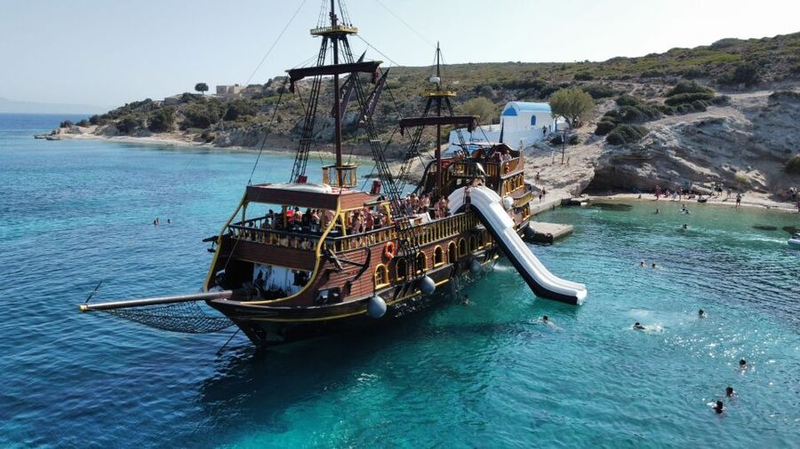 From Kos: 3-Island Pirate Cruise with Lunch and Waterslide - Should you book the Barco de Pirata cruise?