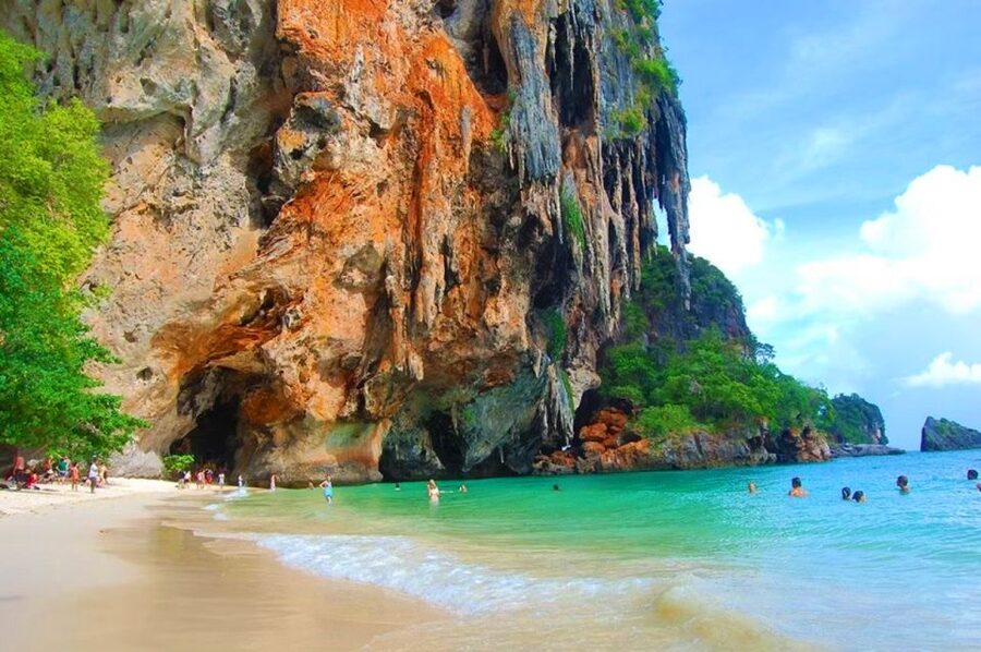 From Krabi: 4 Islands Snorkeling Tour by Speed Boat - Why this $41 island tour offers good value