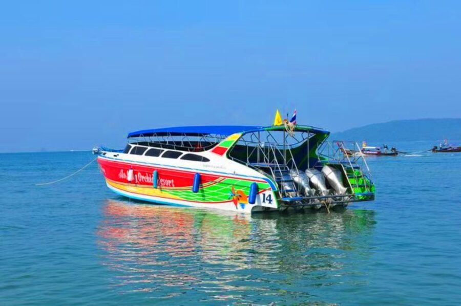 From Krabi: 4 Islands Snorkeling Tour by Speed Boat - Koh Poda, lunch, and the best pause of the day