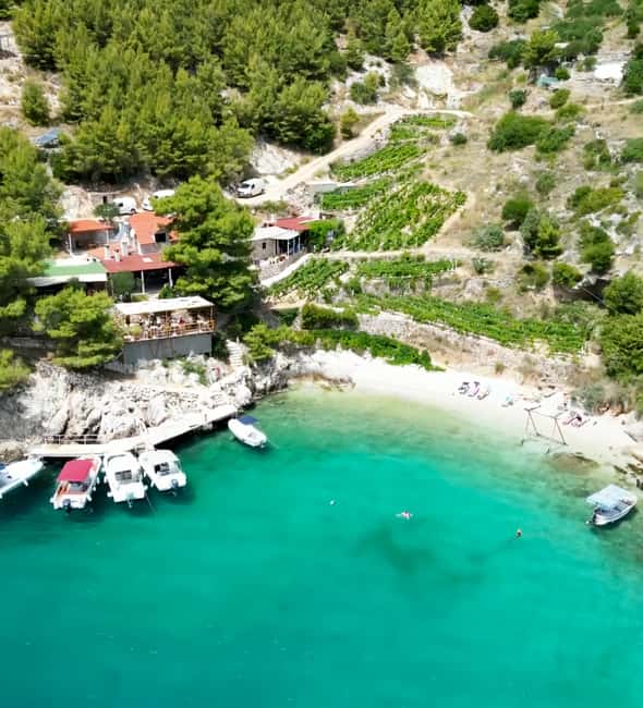 From Makarska: Full day private speed boat tour 3 islands - Crossing to Zlatni Rat on Brač