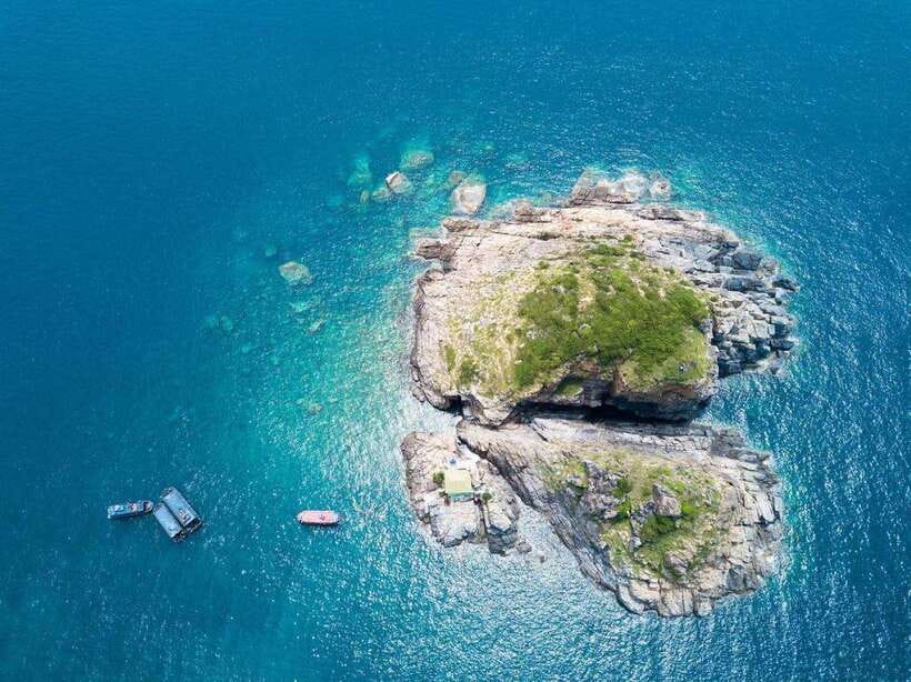 From Nha Trang: 3-Island Deluxe Tour with Lunch - Lang Chai and the working coast