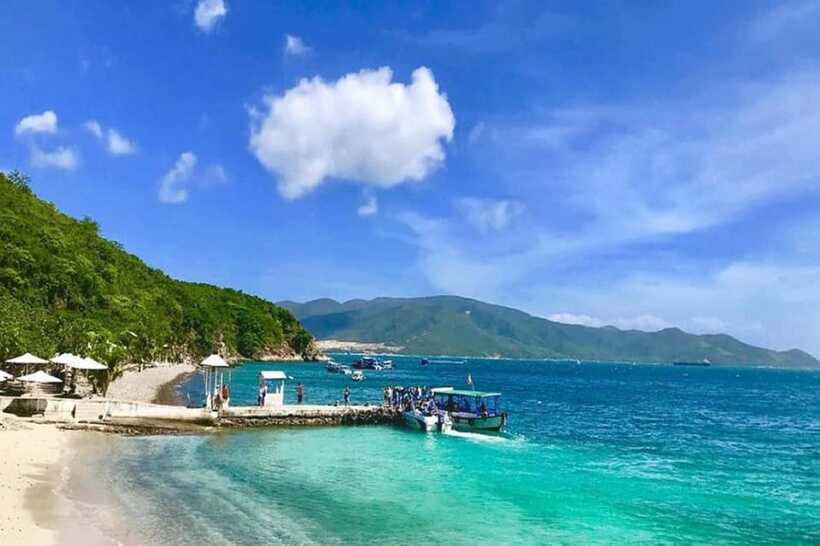 From Nha Trang: 3-Island Deluxe Tour with Lunch - What the $42 price really covers