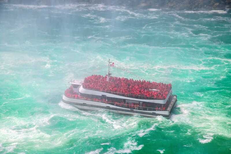 From NYC: Niagara Falls & 1000 Islands 3-Day Tour - Toronto in a short afternoon