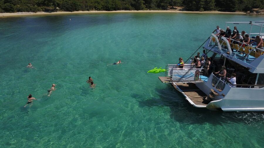 From Ouranoupoli: Blue Lagoon Two Island Cruise - The overall feel of the experience