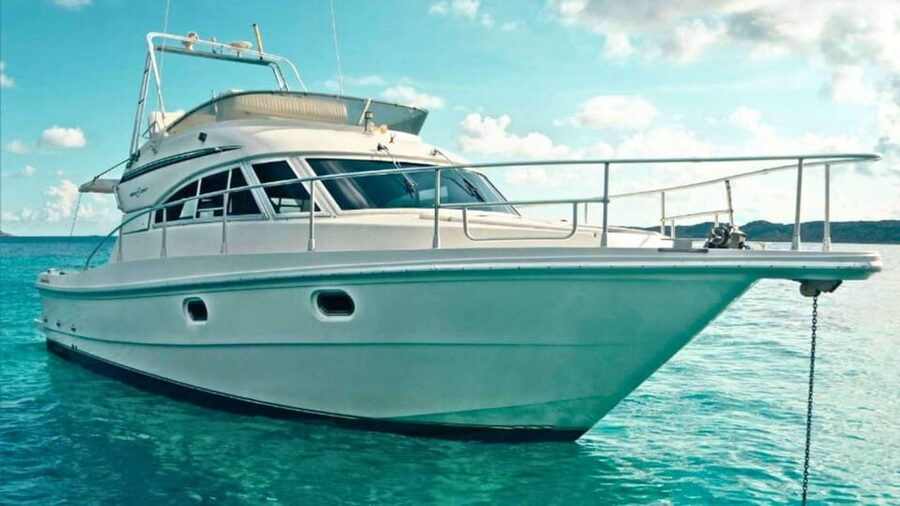 From Palau: La Maddalena Archipelago Yacht Tour with Lunch - Key points at a glance