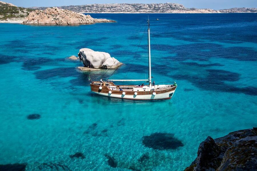 From Palau or La Maddalena: Archipelago Sailing Ship Tour - Cala Corsara and the rock formations of Spargi