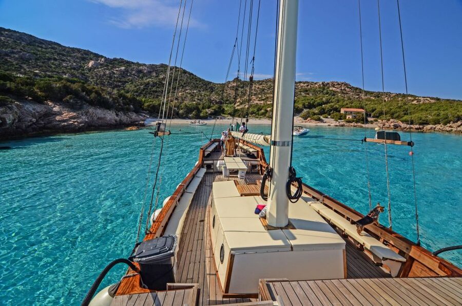 From Palau or La Maddalena: Archipelago Sailing Ship Tour - Who should book this seven-hour tour
