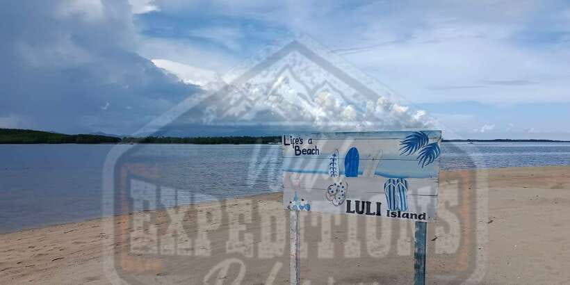 From Puerto Princesa: Honda Bay Island Hopping Full-Day Tour - Packing for a hot, wet island day