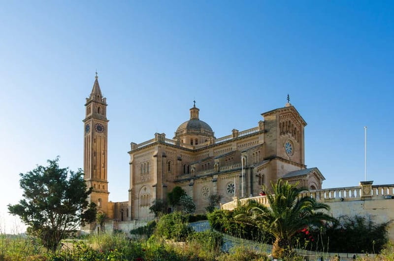 From Sliema: Gozo & Blue Lagoon in 1-day (CMO_TWO ISLANDS) - Comino and the Blue Lagoon: clear water, limited peace