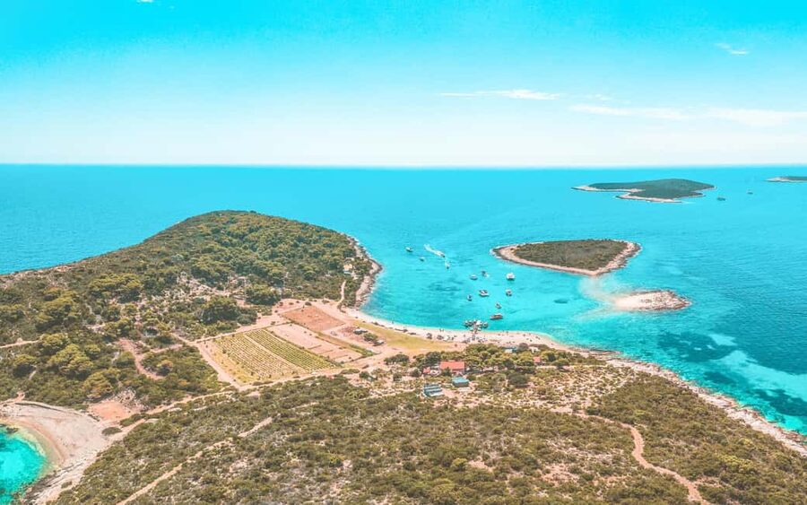 From Split: Blue Cave & 5 Islands Amazing Speedboat Tour - What to pack and how to prepare