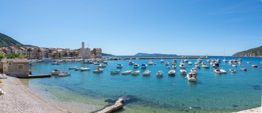 From Split, Croatia: Blue Cave & Hvar 5 Islands tour - Why this 11-hour boat day works