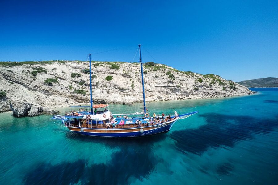 From the Port of Kos: Full Day Boat Cruise to 3 Islands - Plati: the clearest swimming stop