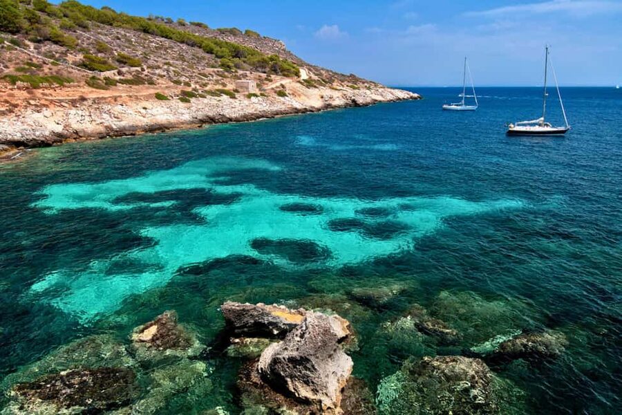 From Trapani: Egadi Islands Tour by RIB to Favignana and Levanzo with Lunch - The day at a glance