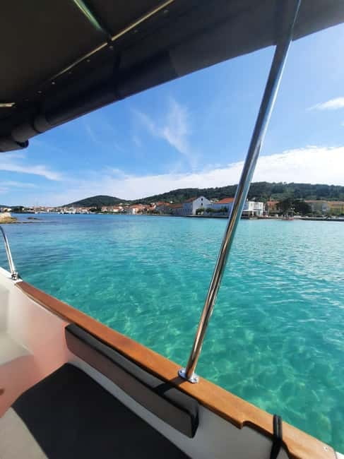 From Zadar: Islands Boat Tour with Drinks - What the $41 price really buys you