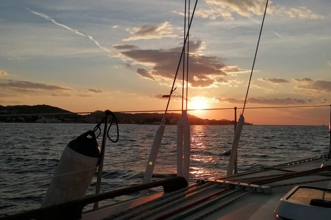 From Zadar: Private sunset sailing tour - What the $179.84 group price means