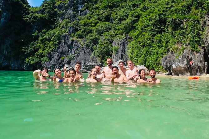 Full Day Boat Tour in Halong Bay, Cat Ba Archipelago & Lan Ha Bay - Guides who keep a busy day on track