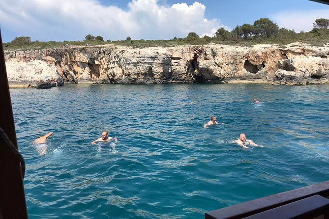Full-Day Boat Tour of the Medulin Archipelago from Medulin - What Happens When the Weather Turns